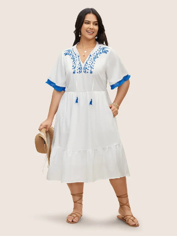 Boho Print Embroidered Tassel Trim Midi Dress